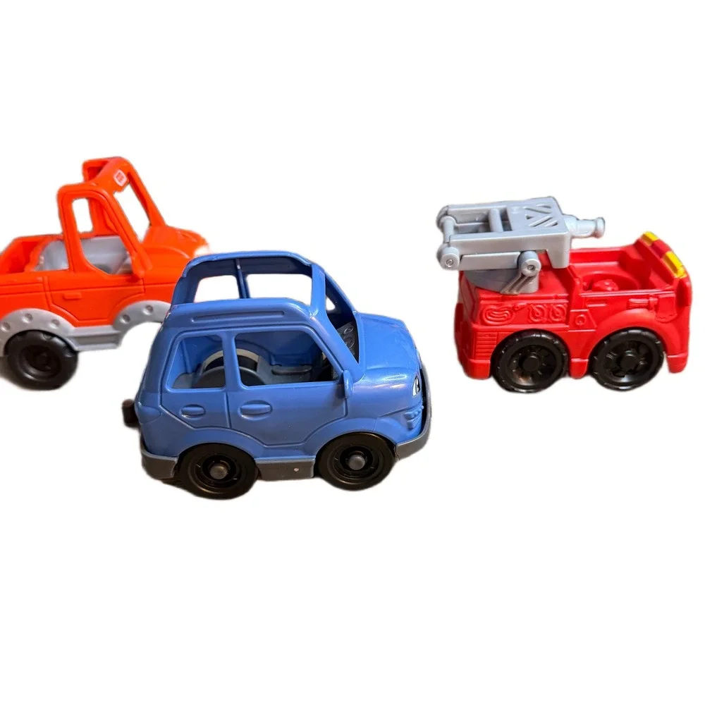 Fisher-Price Little People 7pc Set 3 Vehicles Fire Truck SUV & 4 Figures Lot
